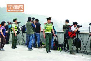 旅游警務服務隊 為攝影點增色添彩的專業(yè)守護